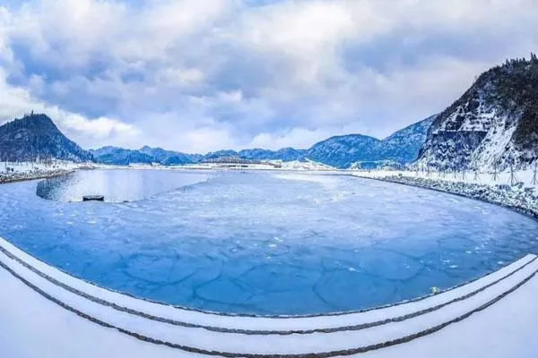 2021重慶南天湖國際滑雪場(chǎng)門(mén)票價(jià)格