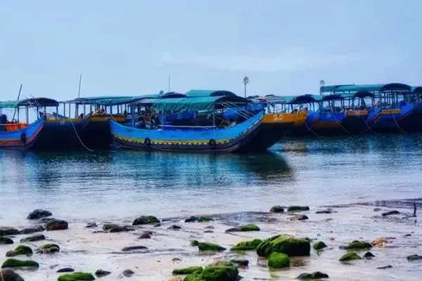 廣西京族三島<a href='http://www.vexzd.com/' target=_blank>旅游攻略</a>